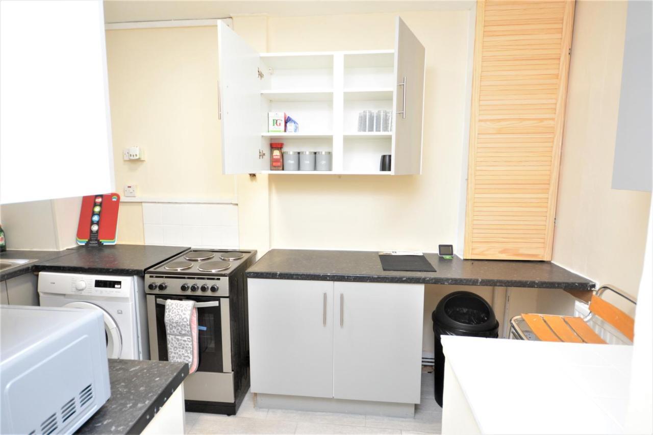 Zone 1, 3bedroom Maisonette With A View Apartamento