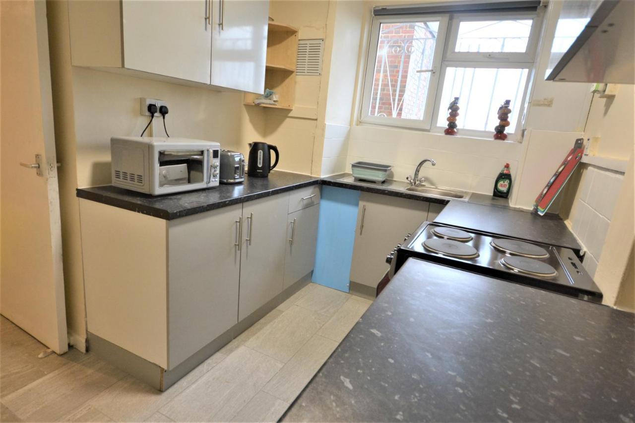 Zone 1, 3bedroom Maisonette With A View Apartamento Londres